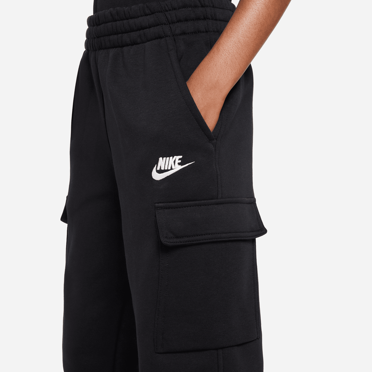 Nike Sportswear Club Fleece Cargohose Cargobroeken Kleding black black white maat: 137 beschikbare maaten:137 147 170