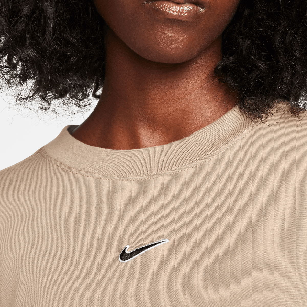 Nike Sportswear Longsleeve Tee Boyfriend Print Swoosh Sweatshirts Dames khaki white maat: XS beschikbare maaten:XS S M L
