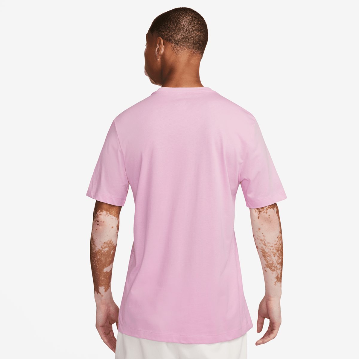 Nike Sportswear Club Tee T-shirts Heren pink rise maat: M beschikbare maaten:S M L XL