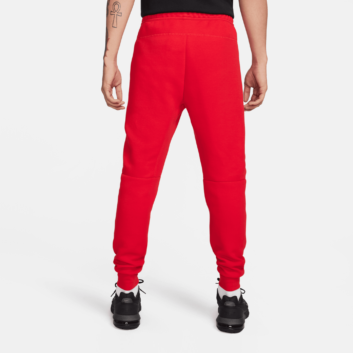 Nike Tech Fleece Jogger Trainingsbroeken Heren red black maat: L beschikbare maaten:S L XL