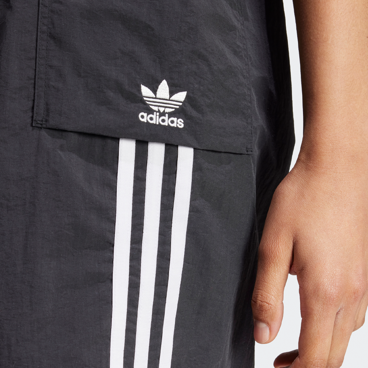 adidas Originals 3-stripes Cargo Short Summer Glow shorts Dames Black maat: XS beschikbare maaten:XS S M