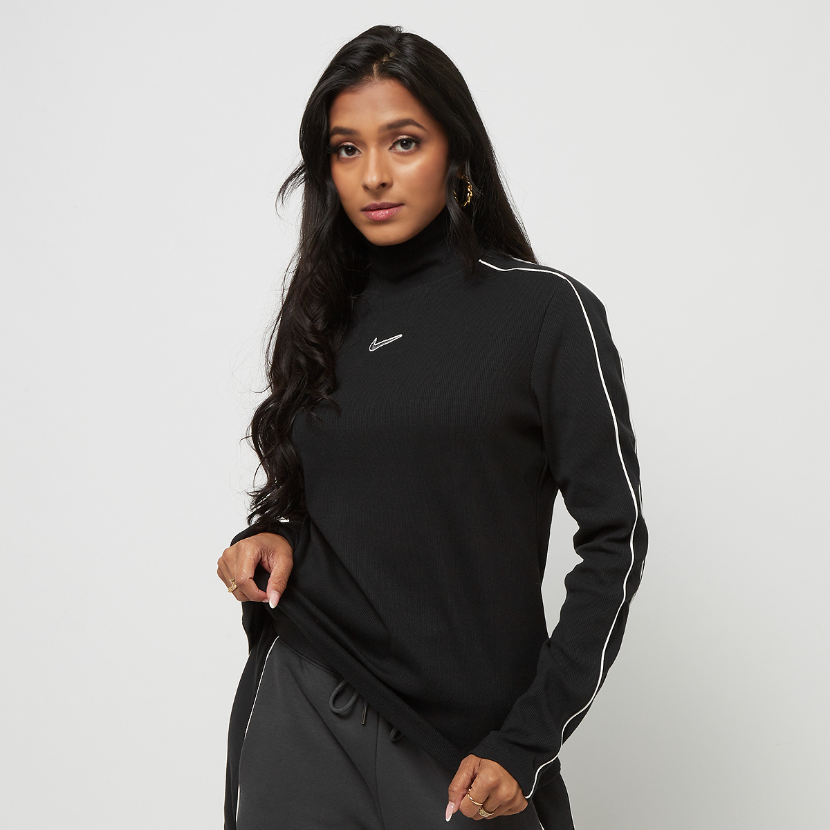 Nike Sportswear Longsleeve Top Longsleeves Dames black white maat: S beschikbare maaten:XS S M L XL