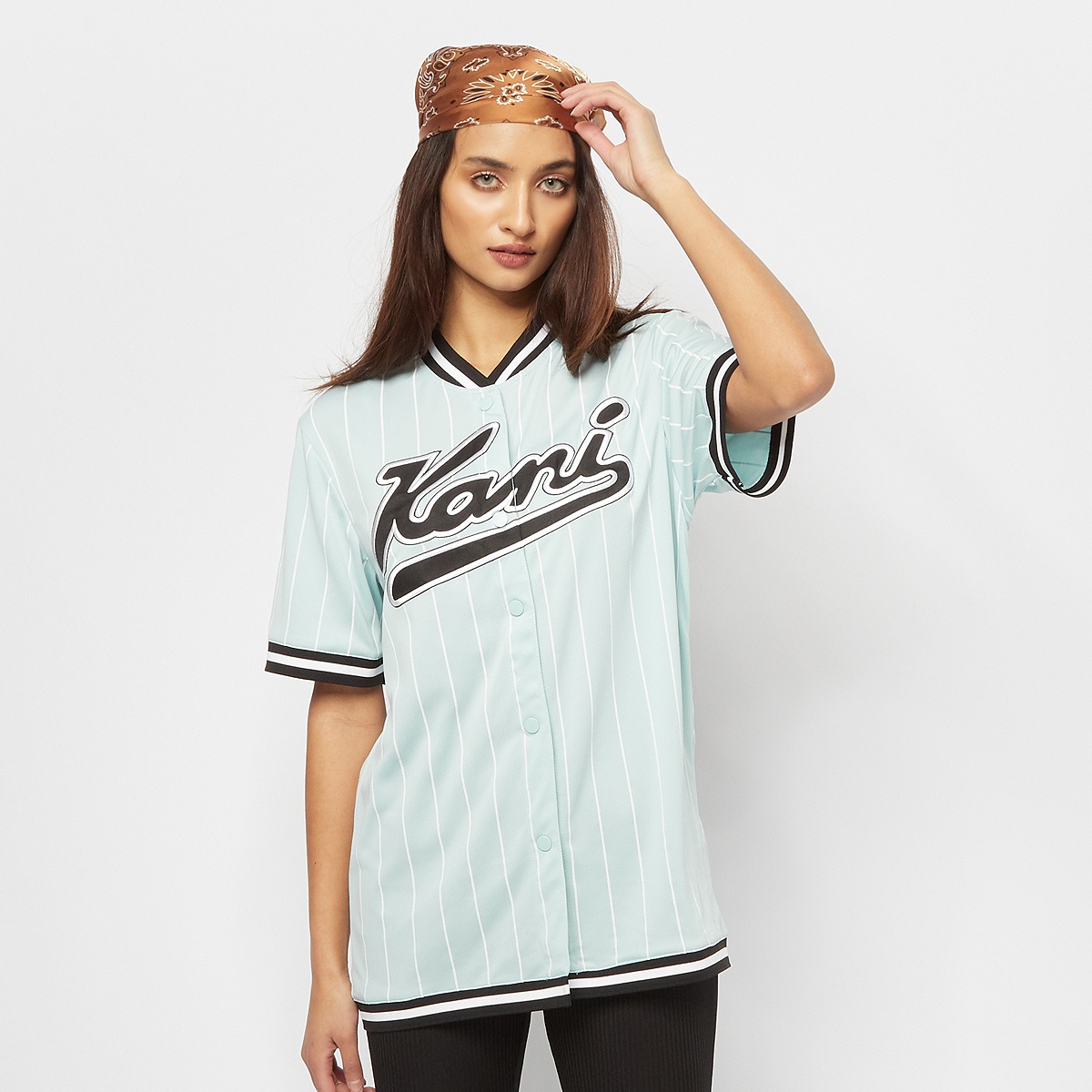 Karl Kani Varsity Baseball Shirt vergelijken? Sneakerplaats.com heeft
