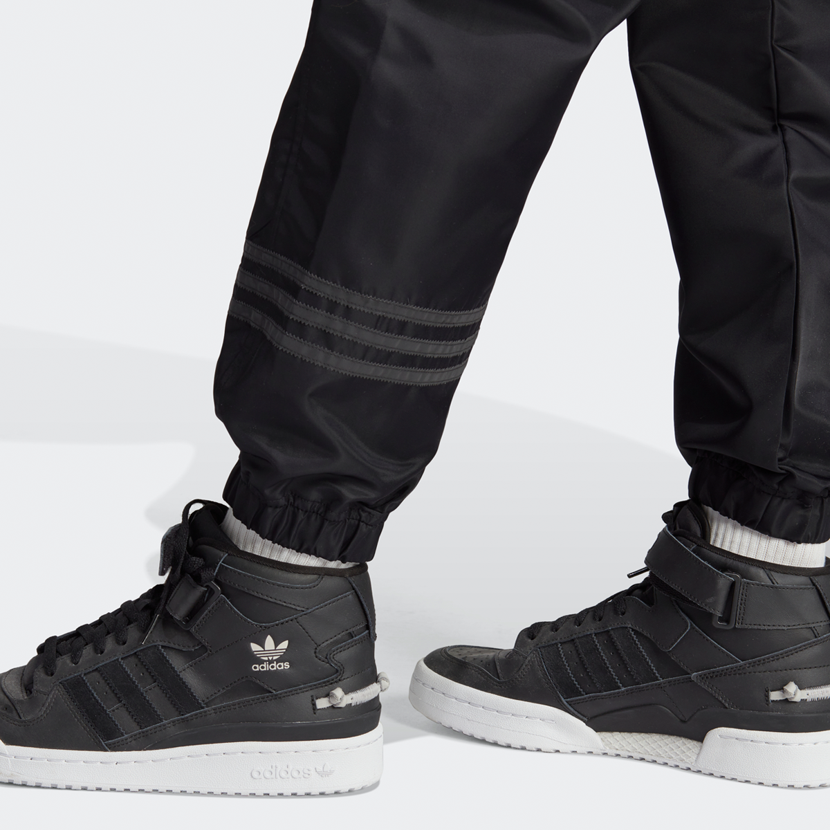 adidas Originals Adicolor Neuclassics Woven Jogging Broek Trainingsbroeken Kleding black maat: XS beschikbare maaten:XS S M