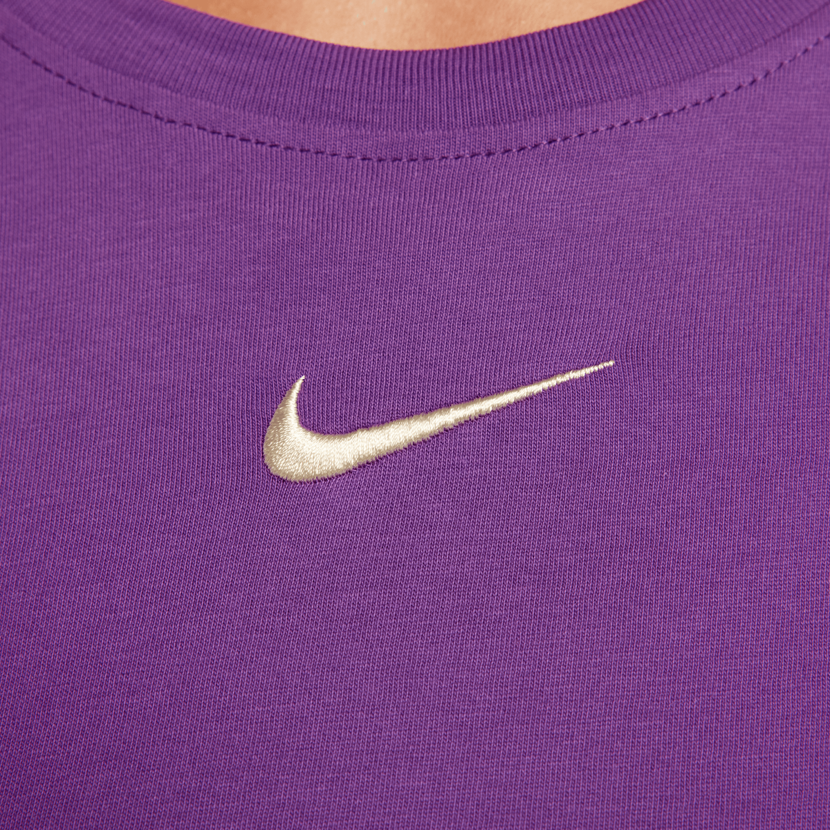 Nike Sportswear Trend Crop Tee T-shirts Dames disco purple maat: S beschikbare maaten:XS S