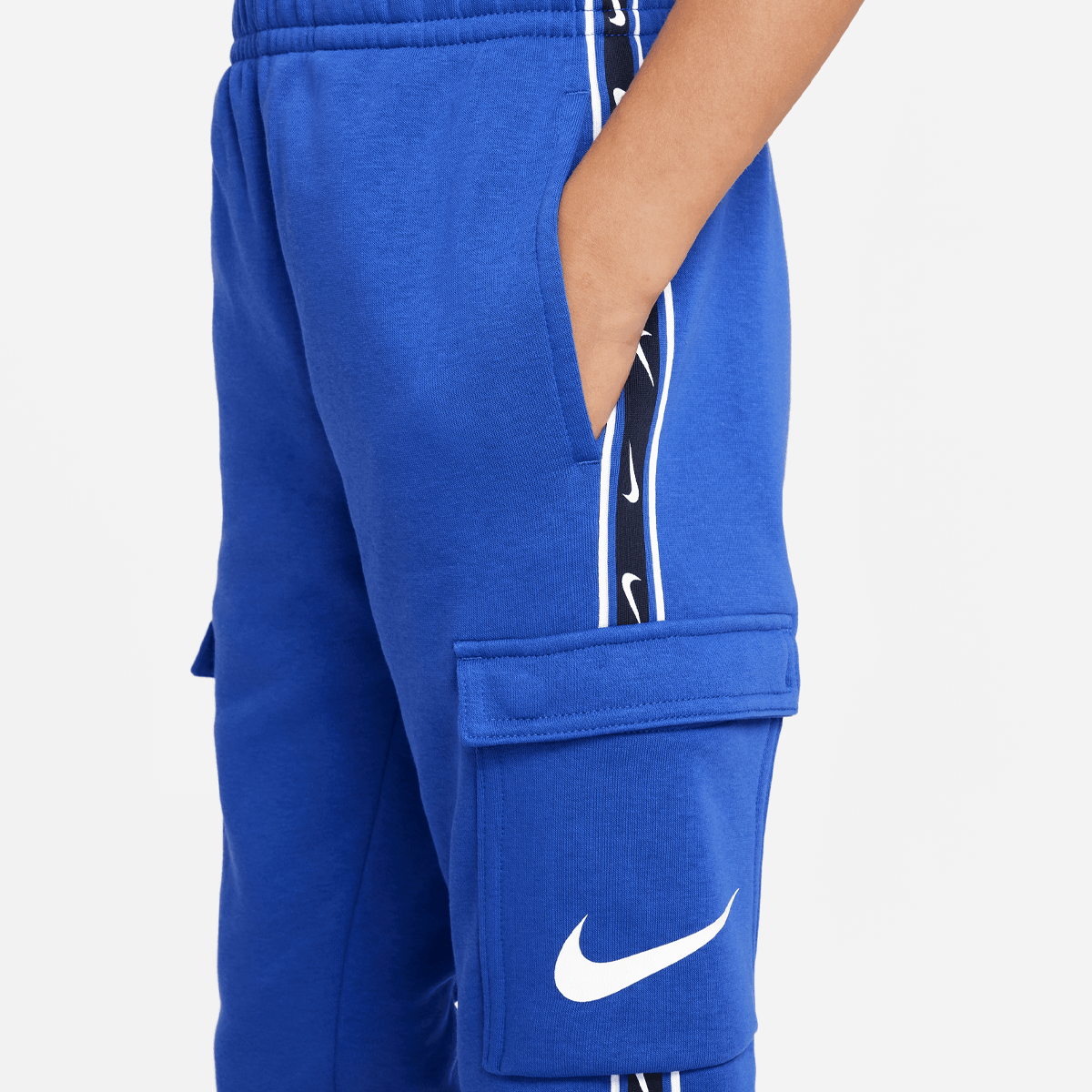 Nike Sportswear Repeat Fleece Cargo Pant Trainingsbroeken Kids game royal maat: 147 beschikbare maaten:147 158 170