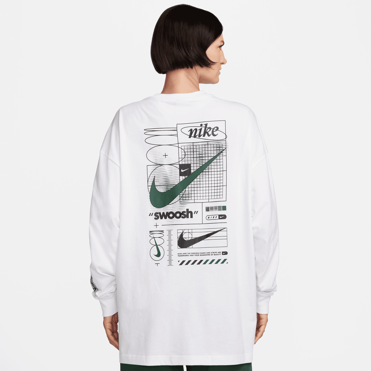 Nike Sportswear Long Sleeve Boyfriend Tee Print Swoosh Sweatshirts Dames white maat: XS beschikbare maaten:XS
