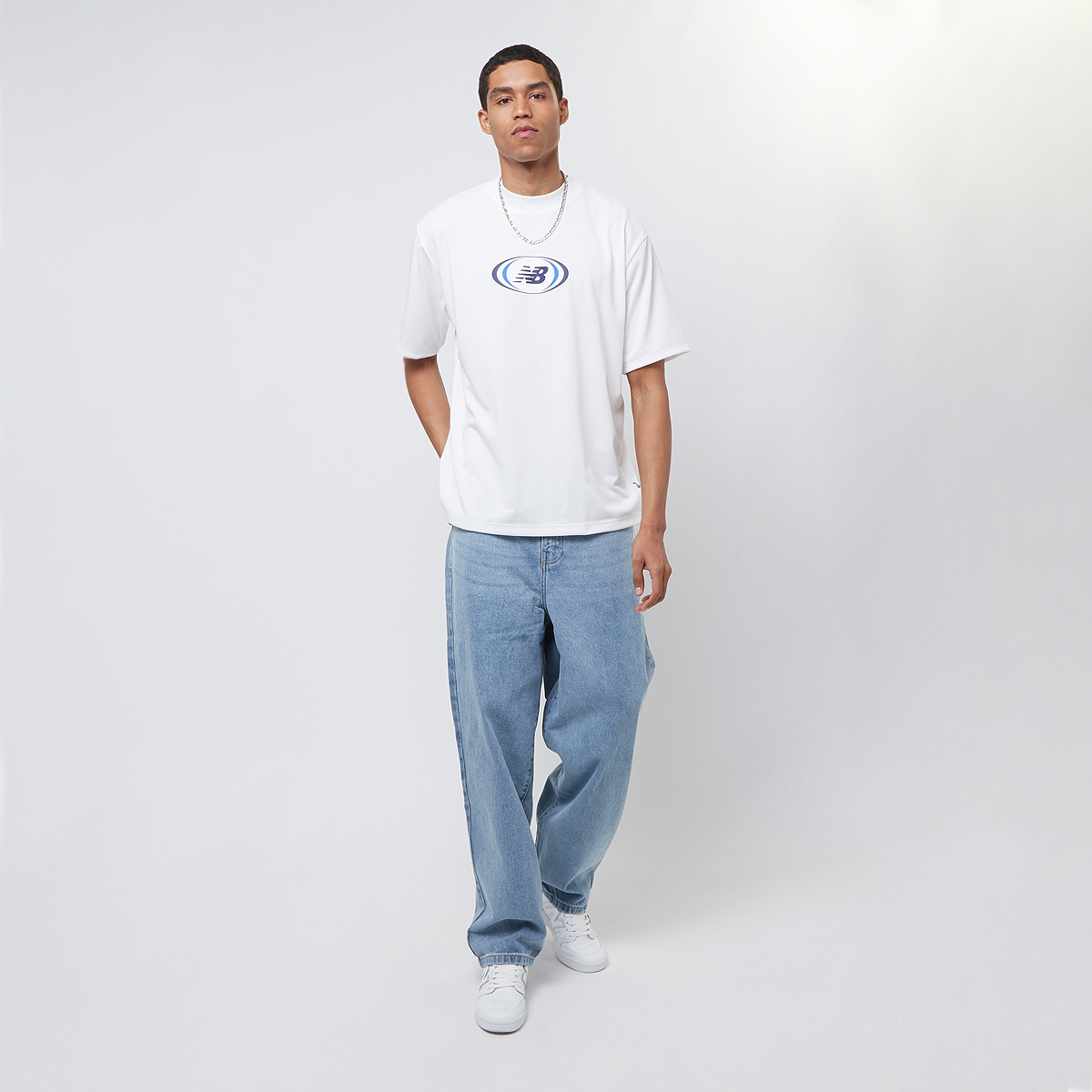 New Balance Hoops On Court T-shirt T-shirts Heren white maat: S beschikbare maaten:S M L XL
