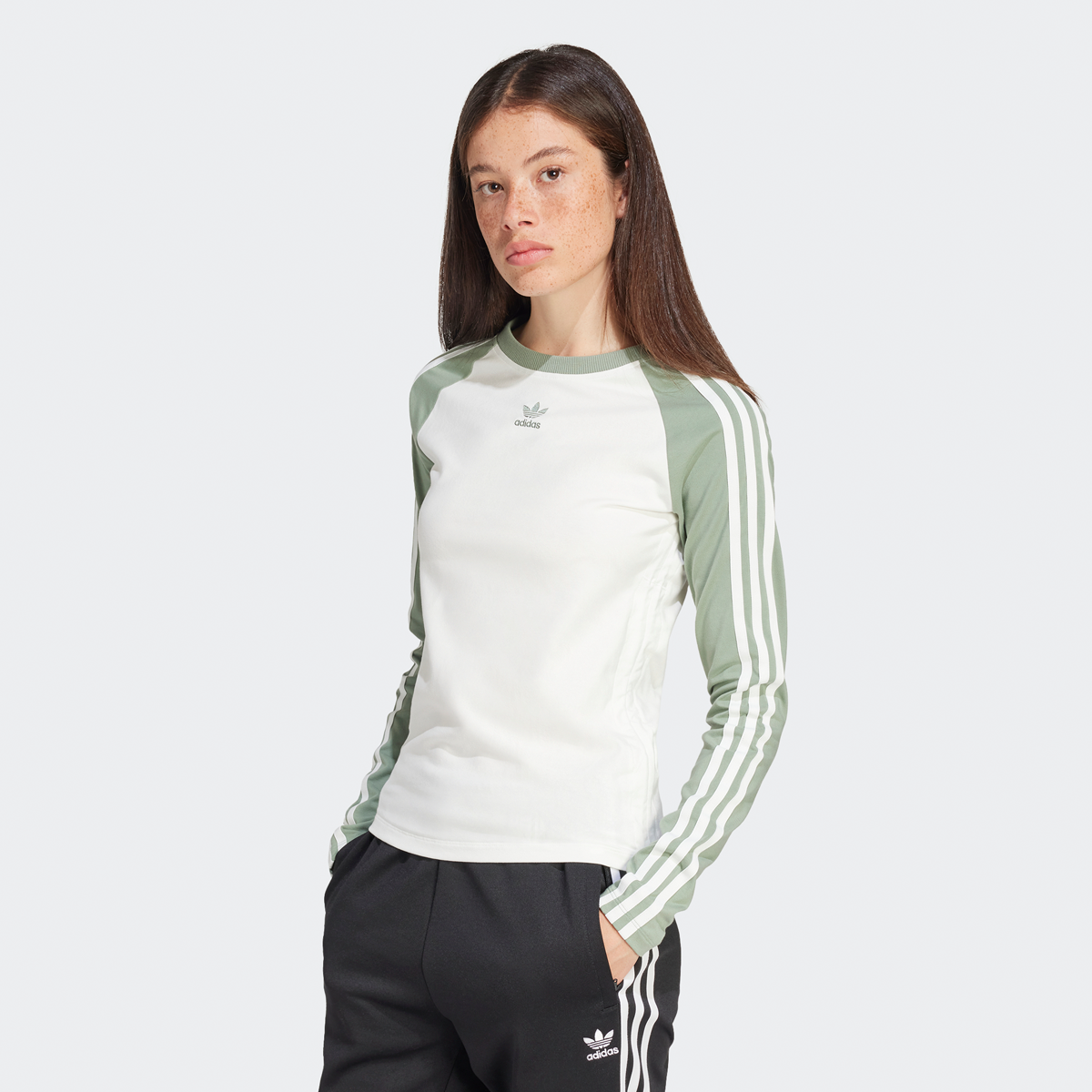 Adidas Originals 3-stripes Longsleeve T-shirt Gorp Core Pack Longsleeves Dames core white trace green maat: M beschikbare maaten:XS S M L