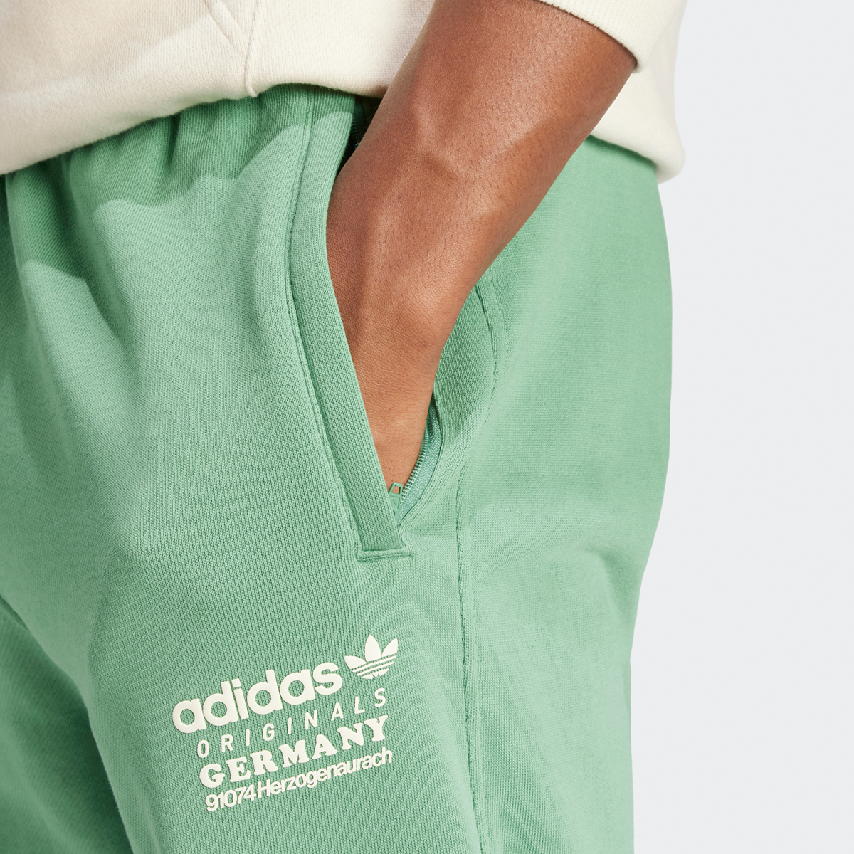 adidas Originals Fleece Trainingsbroek Trainingsbroeken Heren preloved green maat: S beschikbare maaten:S M L XL