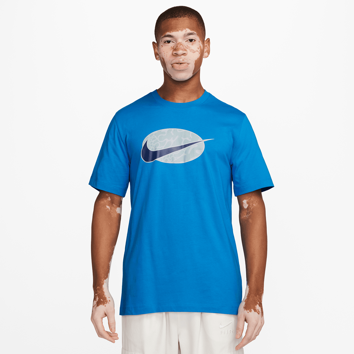 Nike Sportswear Short Sleeve T-shirt Swoosh Sp24 T-shirts Heren lt photo blue maat: XL beschikbare maaten:S M L XL