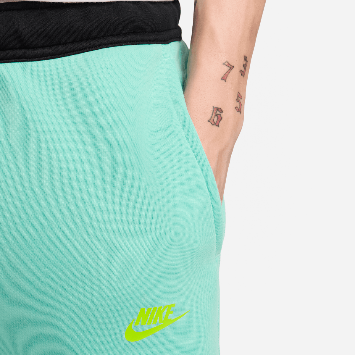 Nike Sportswear Tech Fleece Joggers Trainingsbroeken Heren emerald rise black maat: S beschikbare maaten:S M L XL XXL